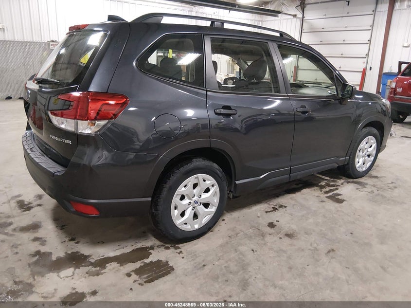 2019 Subaru Forester VIN JF2SKACC3KH423112 IAAI salvage auction — SIDE, Salvage Title, sold $5,275 on 2026-07-14 (photo 4)
