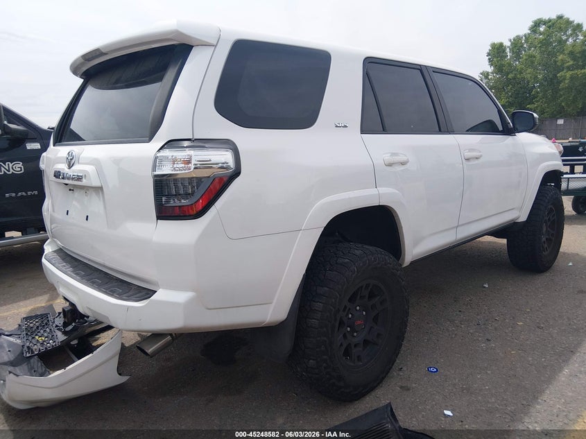 2017 Toyota 4runner VIN JTEBU5JR2H5464845 IAAI salvage auction — FRONT END, Salvage (Colorado), sold $8,700 on 2026-07-21 (photo 4)