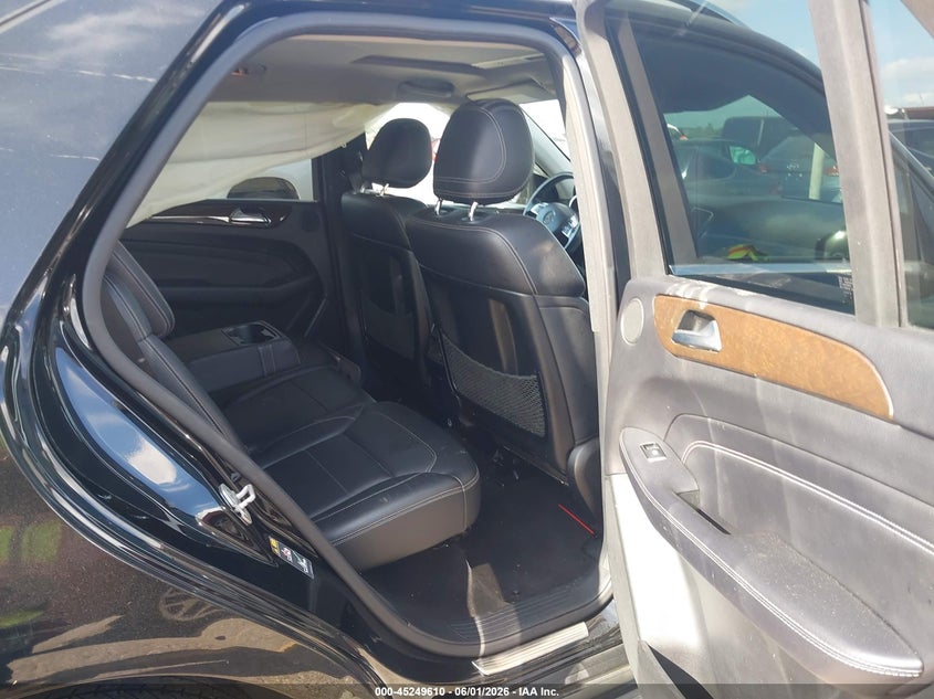 2015 Mercedes-benz M-klasse VIN 4JGDA5JB0FA502923 IAAI salvage auction — SIDE, Salvage Title, sold $3,550 on 2026-07-20 (photo 8)