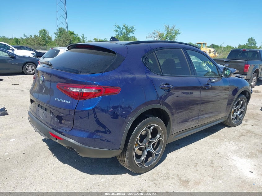 2019 Alfa romeo Stelvio VIN ZASPAKBN2K7C52821 IAAI salvage auction — FRONT END, Salvage Title, sold $2,475 on 2026-07-14 (photo 4)