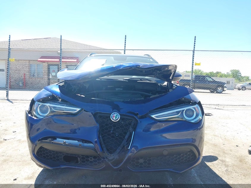 2019 Alfa romeo Stelvio VIN ZASPAKBN2K7C52821 IAAI salvage auction — FRONT END, Salvage Title, sold $2,475 on 2026-07-14 (photo 6)