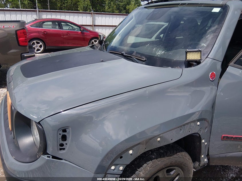 2018 Jeep Renegade VIN ZACCJBCB6JPH58309 IAAI salvage auction — HAIL, Clear (Missouri), sold $2,100 on 2026-07-06 (photo 6)