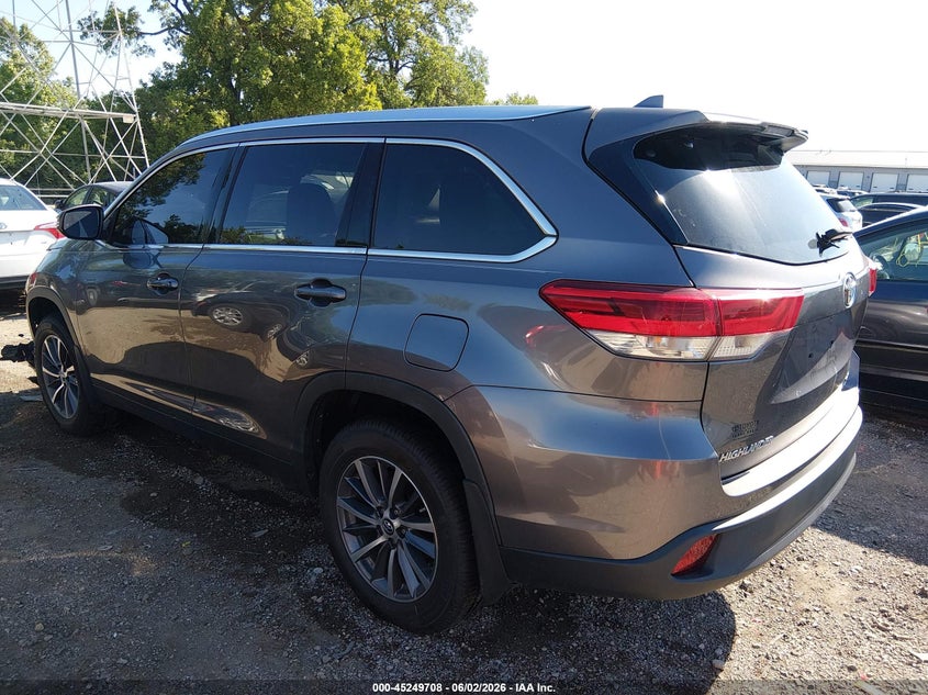 2019 Toyota Highlander VIN 5TDJZRFHXKS611357 IAAI salvage auction — FRONT END, Salvage Title, sold $9,950 on 2026-07-15 (photo 3)