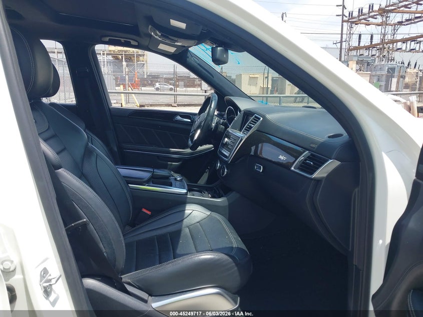 2014 Mercedes-benz Gl-klasse amg VIN 4JGDF7EE1EA412079 IAAI salvage auction — FRONT END, Salvage Title, sold $5,900 on 2026-08-01 (photo 5)