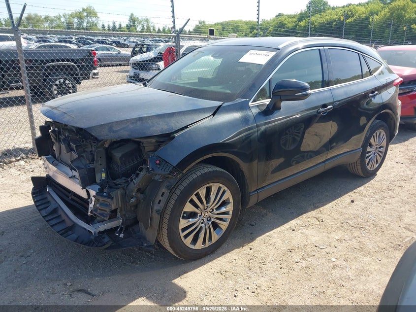 2022 Toyota Venza VIN JTEAAAAH5NJ106839 IAAI salvage auction — FRONT & REAR, Salvage Title, sold $10,000 on 2026-07-09 (photo 2)