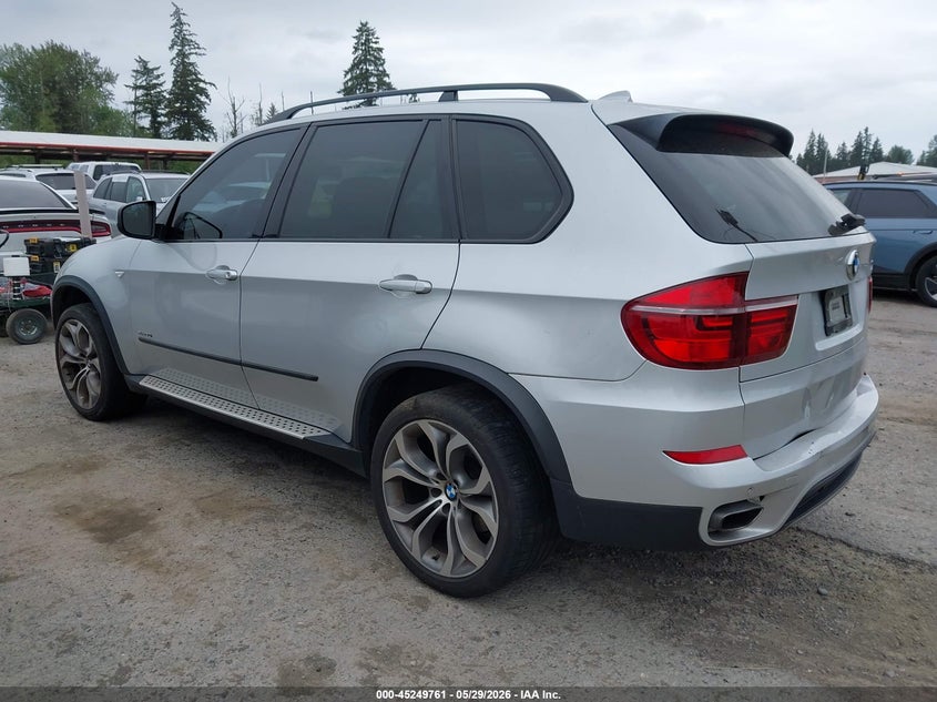 2011 BMW X5 VIN 5UXZV8C56BL417539 IAAI salvage auction — NORMAL WEAR, Clear (Washington), sold $625 on 2026-07-22 (photo 3)