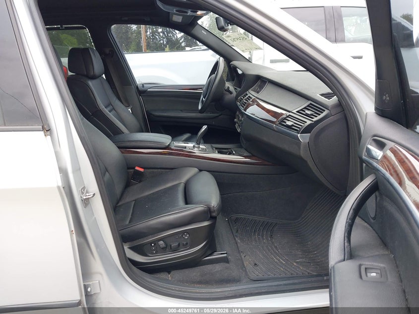 2011 BMW X5 VIN 5UXZV8C56BL417539 IAAI salvage auction — NORMAL WEAR, Clear (Washington), sold $625 on 2026-07-22 (photo 5)