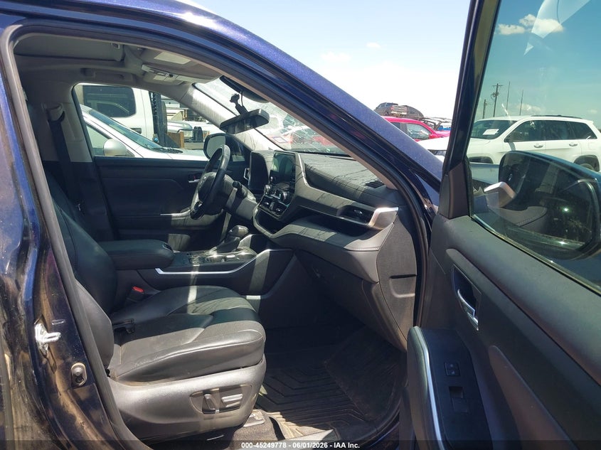 2023 Toyota Highlander VIN 5TDKBRCH2PS577838 IAAI salvage auction — FRONT END, Salvage Title, sold $13,200 on 2026-07-28 (photo 5)