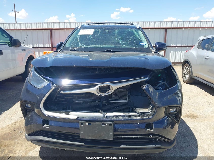 2023 Toyota Highlander VIN 5TDKBRCH2PS577838 IAAI salvage auction — FRONT END, Salvage Title, sold $13,200 on 2026-07-28 (photo 6)