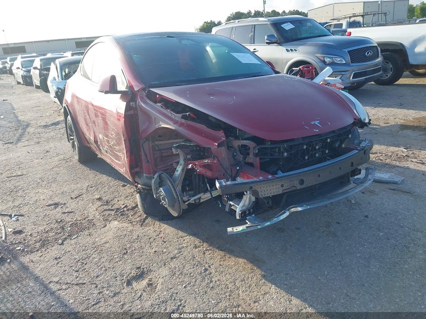 2024 Tesla Model y VIN 7SAYGDEE9RA266707 IAAI salvage auction — FRONT END, Original (Texas), sold $11,550 on 2026-07-30 (photo 1)