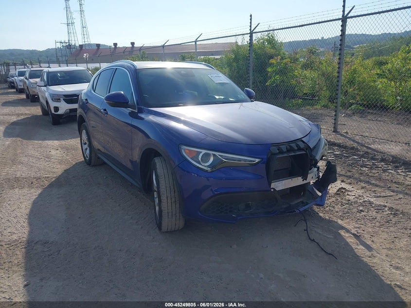 2021 Alfa romeo Stelvio VIN ZASPAKAN6M7D05959 IAAI salvage auction — LEFT FRONT, Wait Title, sold $7,300 on 2026-08-18 (photo 1)
