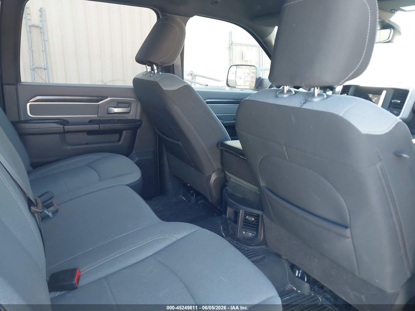2022 Ram 2500 VIN 3C6UR5DJ7NG440928 IAAI salvage auction — LEFT SIDE, Salvage Title, sold $18,725 on 2026-09-13 (photo 8)