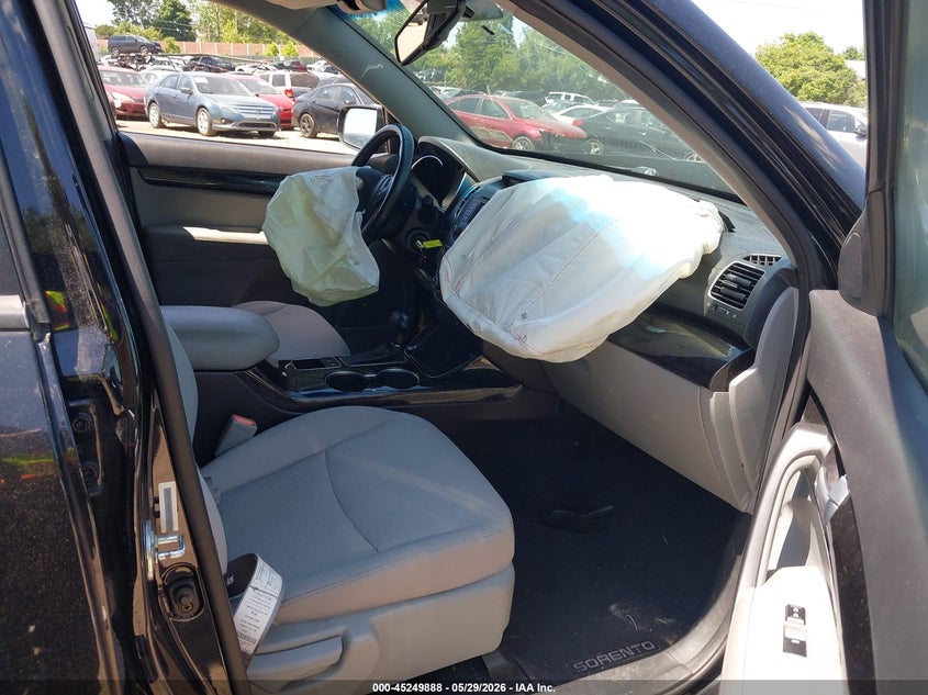 2015 Kia Sorento VIN 5XYKTDA68FG606353 IAAI salvage auction — FRONT END, Salvage Title, sold $675 on 2026-07-31 (photo 5)