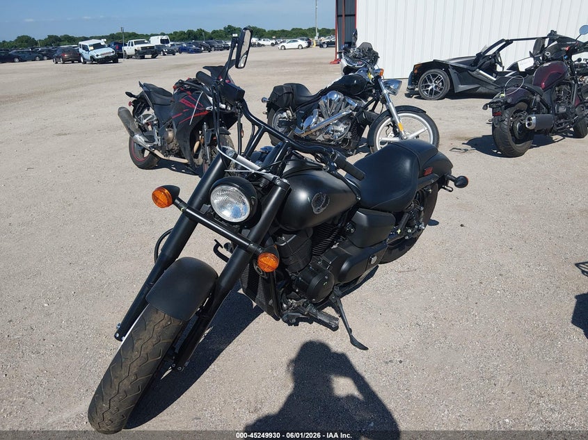 2022 Honda Vt VIN JH2RC5372NK200613 IAAI salvage auction — SIDE, Original (Texas), sold $1,050 on 2026-07-28 (photo 2)