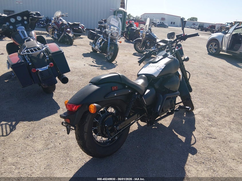 2022 Honda Vt VIN JH2RC5372NK200613 IAAI salvage auction — SIDE, Original (Texas), sold $1,050 on 2026-07-28 (photo 4)