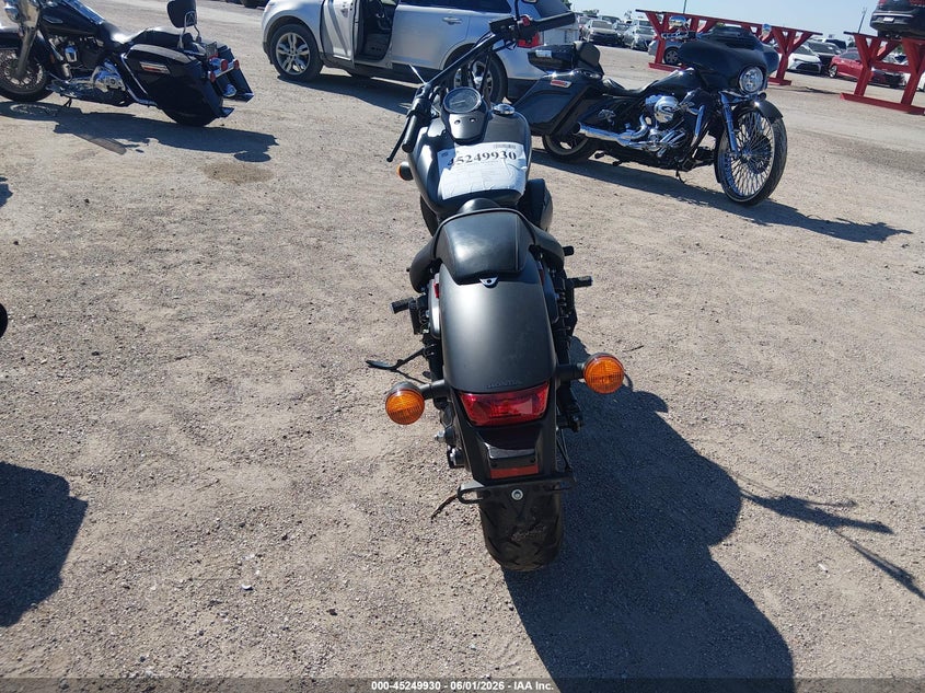 2022 Honda Vt VIN JH2RC5372NK200613 IAAI salvage auction — SIDE, Original (Texas), sold $1,050 on 2026-07-28 (photo 6)