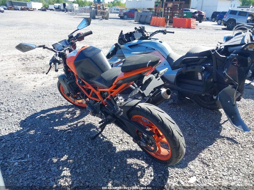 2024 Ktm 390 adventure VIN MD2JYJ400RN207379 IAAI salvage auction — FRONT END, Salvage (Pennsylvania), sold $425 on 2026-07-28 (photo 3)