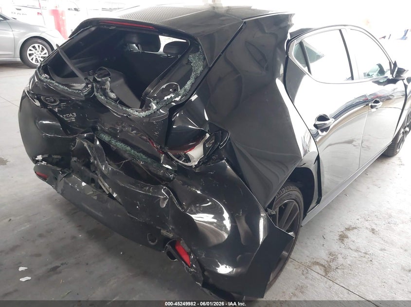 2024 Mazda VIN JM1BPAKM9R1714615 IAAI salvage auction — FRONT & REAR, Salvage Title, sold $1,550 on 2026-07-29 (photo 6)