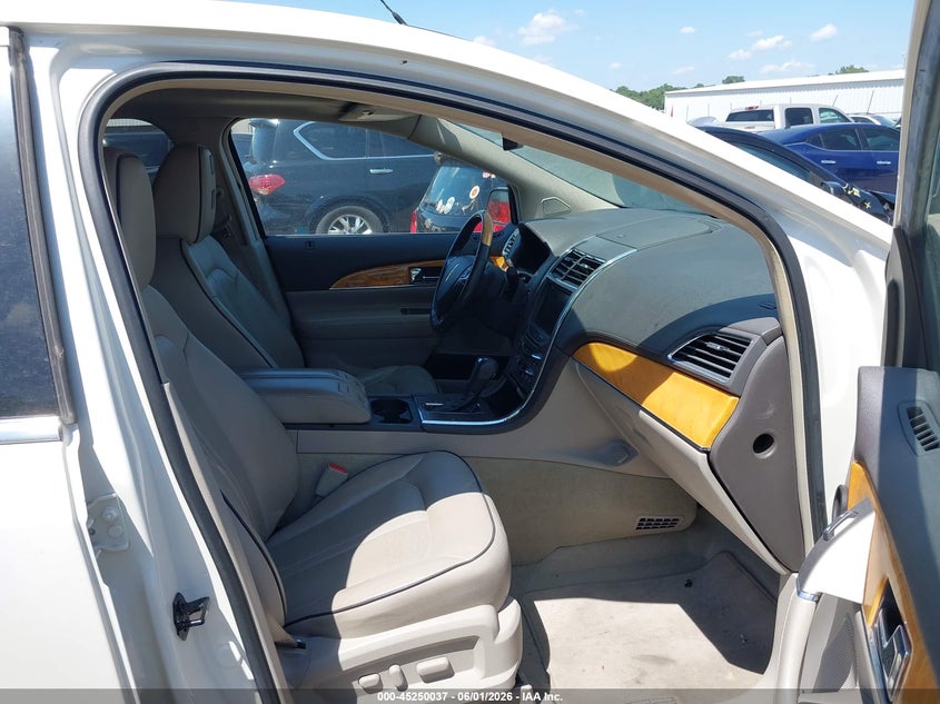 2012 Lincoln Mkx VIN 2LMDJ6JK8CBL06884 IAAI salvage auction — FRONT END, Clear (Oklahoma), sold $1,275 on 2026-07-22 (photo 5)