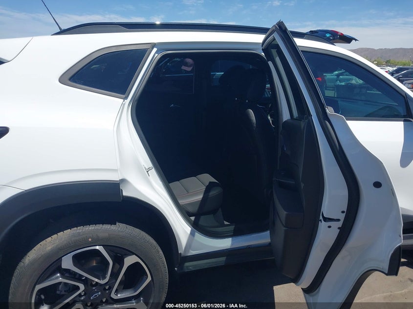 2024 Chevrolet Trax VIN KL77LJE25RC120343 IAAI salvage auction — RIGHT FRONT, Salvage Title, sold $8,500 on 2026-07-08 (photo 8)