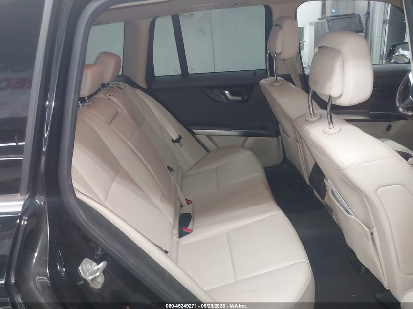 2014 Mercedes-benz VIN WDCGG8JB1EG217218 IAAI salvage auction — REAR END, Salvage Title, sold $1,150 on 2026-07-28 (photo 8)