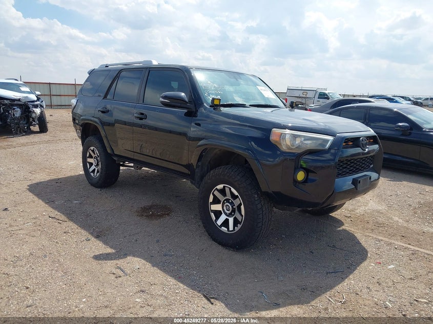 2017 Toyota 4runner VIN JTEBU5JR0H5407687 IAAI salvage auction — REAR END, Salvage Title, sold $8,600 on 2026-07-26 (photo 1)