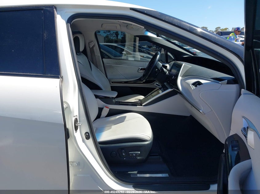 2019 Toyota Mirai VIN JTDBVRBD5KA007277 IAAI salvage auction — REAR END, Salvage Title, sold $1,500 on 2026-07-30 (photo 5)