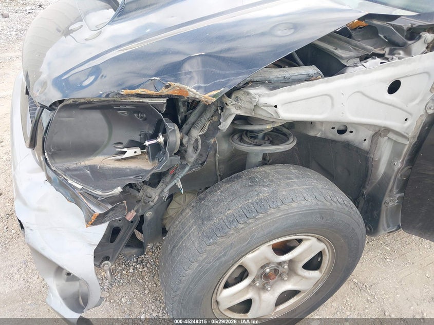 2005 Toyota Rav 4 VIN JTEGD20V450049361 IAAI salvage auction — NORMAL WEAR, Original (Texas), sold $1,350 on 2026-07-13 (photo 6)