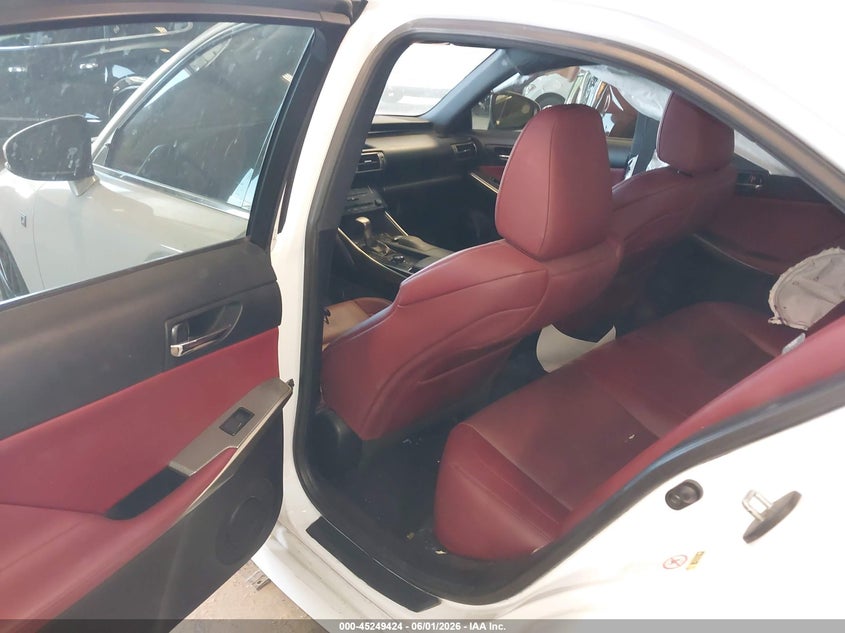 2014 Lexus VIN JTHCF1D24E5010178 IAAI salvage auction — RIGHT SIDE, Salvage Title, sold $3,250 on 2026-07-21 (photo 8)