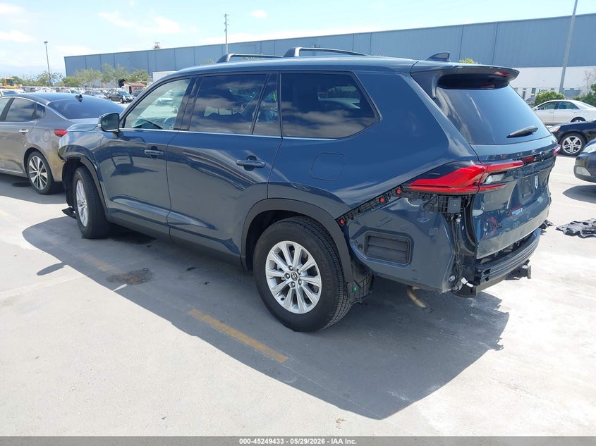 2024 Toyota Highlander VIN 5TDACAB53RS019016 IAAI salvage auction — FRONT & REAR, Salvage Title, sold $22,250 on 2026-07-20 (photo 3)