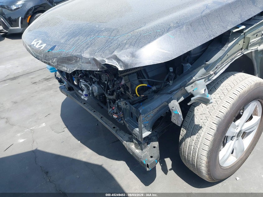 2025 Kia Sorento VIN 5XYRG4JC5SG398256 IAAI salvage auction — FRONT END, Salvage Title, sold $8,450 on 2026-07-01 (photo 6)
