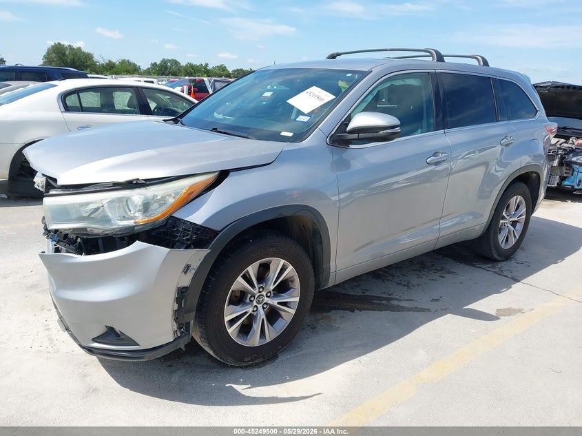 2016 Toyota Highlander VIN 5TDZKRFH3GS187406 IAAI salvage auction — FRONT END, Salvage Title, sold $3,300 on 2026-07-23 (photo 2)