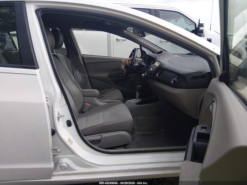 2013 Honda Insight VIN JHMZE2H70DS006847 IAAI salvage auction — LEFT FRONT, Salvage Title, sold $375 on 2026-07-21 (photo 5)