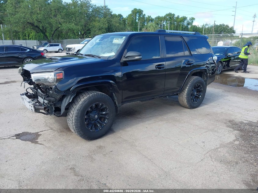 2020 Toyota 4runner VIN JTEZU5JR9L5222156 IAAI salvage auction — FRONT END, Salvage (South Carolina), sold $9,825 on 2026-07-15 (photo 2)