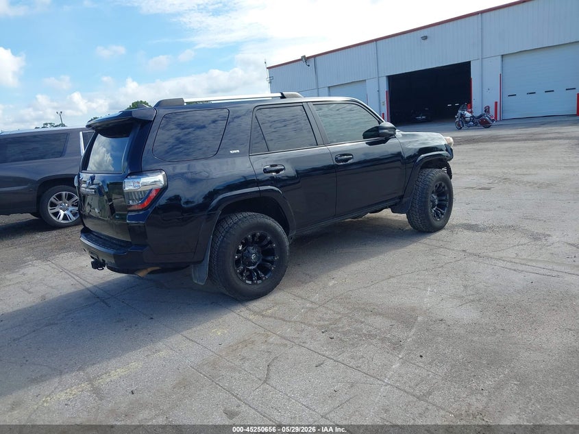 2020 Toyota 4runner VIN JTEZU5JR9L5222156 IAAI salvage auction — FRONT END, Salvage (South Carolina), sold $9,825 on 2026-07-15 (photo 4)