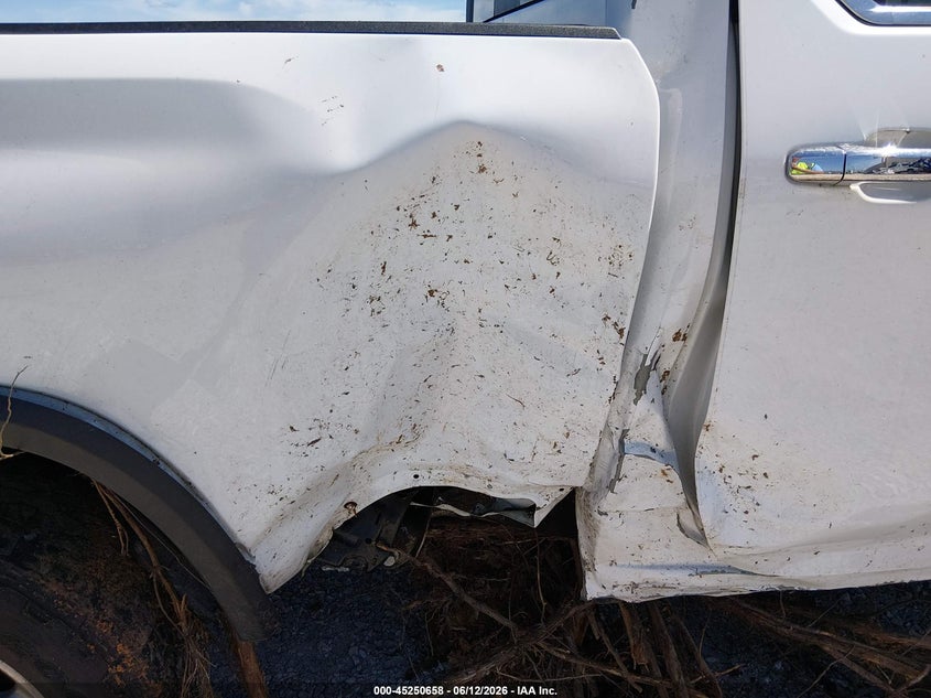 2022 Chevrolet Silverado VIN 2GC4YPEY6N1216724 IAAI salvage auction — RIGHT SIDE, Salvage (Missouri), sold $3,850 on 2026-08-20 (photo 6)