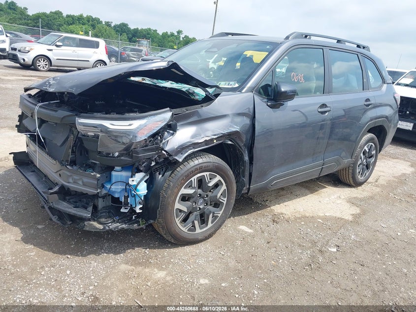 2025 Subaru Forester VIN JF2SLDAC8SH589546 IAAI salvage auction — FRONT END, Salvage (Pennsylvania), sold $6,000 on 2026-07-08 (photo 2)