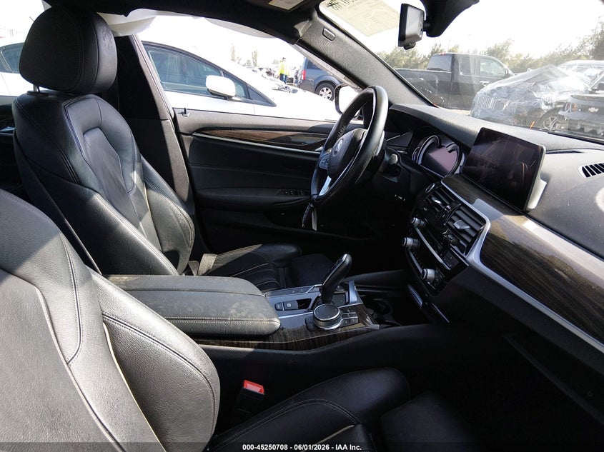 2019 BMW 5er VIN WBAJA9C59KB388654 IAAI salvage auction — RIGHT SIDE, Salvage Title, sold $6,200 on 2026-07-29 (photo 5)