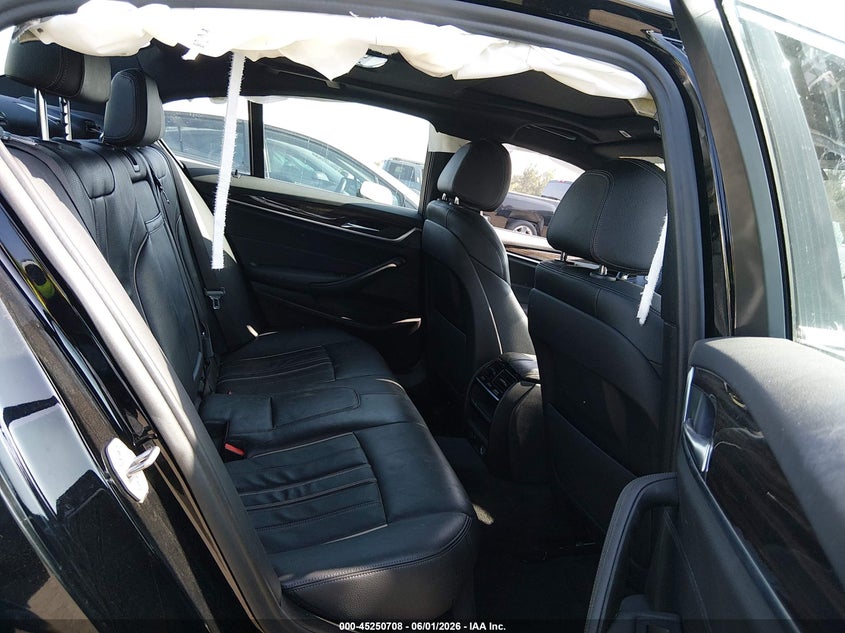 2019 BMW 5er VIN WBAJA9C59KB388654 IAAI salvage auction — RIGHT SIDE, Salvage Title, sold $6,200 on 2026-07-29 (photo 8)