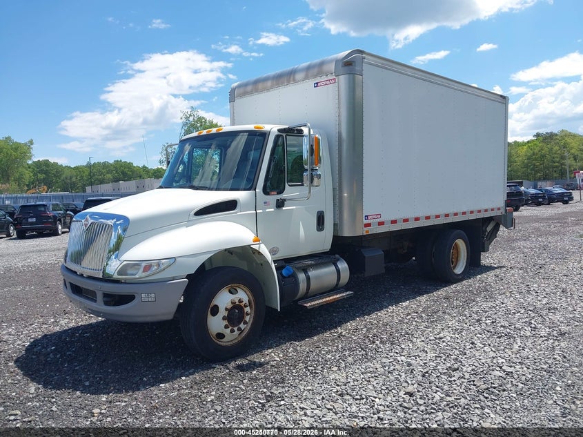 2016 International 4000 series VIN 1HTMMMMM6GH283917 IAAI salvage auction — NORMAL WEAR, Sf97 (Washington), sold $8,000 on 2026-07-21 (photo 2)
