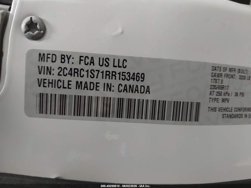 2024 Chrysler Pacifica VIN 2C4RC1S71RR153469 IAAI salvage auction — SIDE, Salvage Title, sold $4,150 on 2026-08-25 (photo 9)