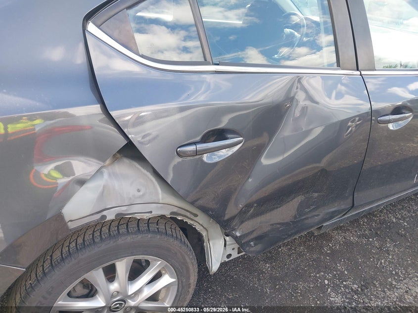 2014 Mazda 3 VIN JM1BM1V72E1185923 IAAI salvage auction — RIGHT SIDE, Salvage Title, sold $1,050 on 2026-07-14 (photo 6)