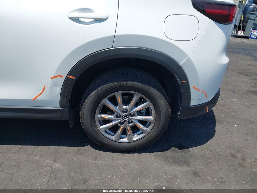 2022 Mazda Cx-5 VIN JM3KFBAM1N0547104 IAAI salvage auction — SIDE, Wait Title, sold $6,000 on 2026-07-31 (photo 6)