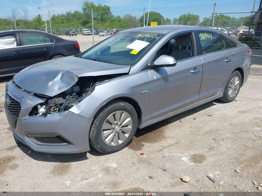 2016 Hyundai VIN KMHE24L1XGA026620 IAAI salvage auction — LEFT FRONT, Salvage Title, sold $1,575 on 2026-07-23 (photo 2)