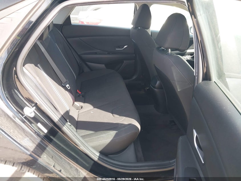 2022 Hyundai Elantra VIN KMHLM4AG8NU225332 IAAI salvage auction — FRONT END, Salvage Title, sold $1,900 on 2026-07-27 (photo 8)