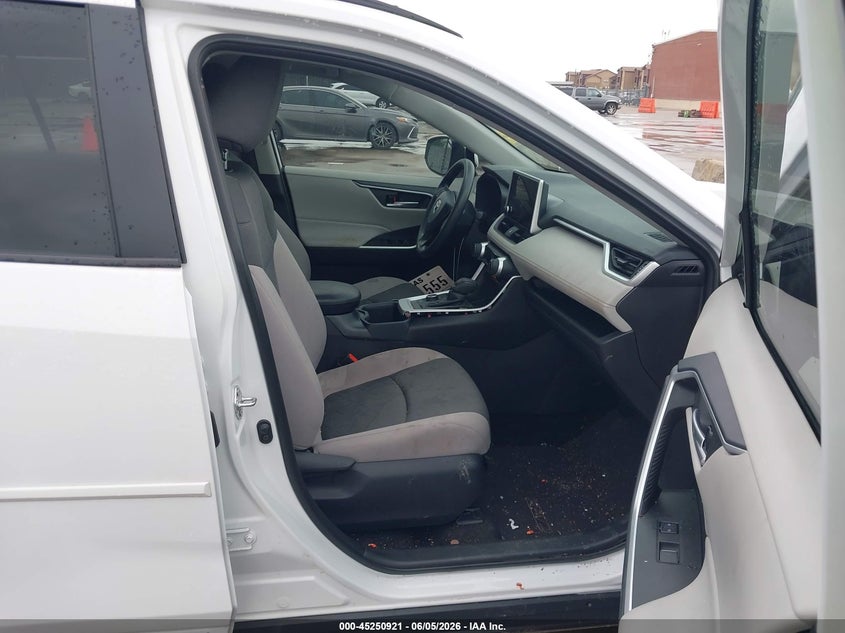 2025 Toyota Rav 4 VIN 4T3RWRFVXSU201948 IAAI salvage auction — FRONT END, Salvage Title, sold $14,000 on 2026-07-29 (photo 5)
