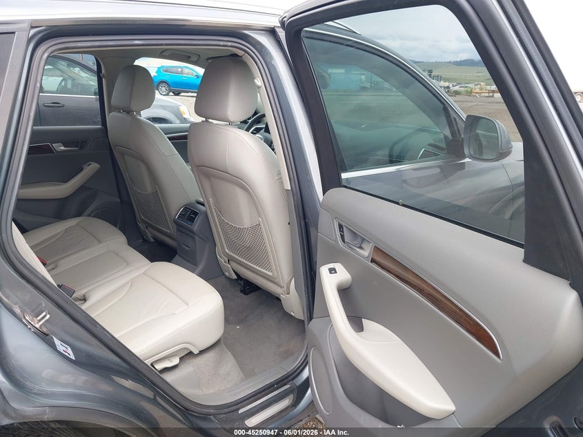 2012 Audi Q5 VIN WA1LFAFP2CA068184 IAAI salvage auction — FRONT END, Salvage Title, sold $175 on 2026-07-08 (photo 8)