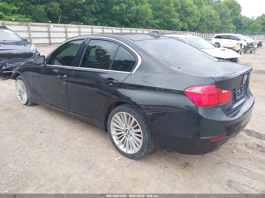 2012 BMW 3er VIN WBA3A5C54CF257241 IAAI salvage auction — FRONT END, Salvage (Georgia), sold $825 on 2026-07-08 (photo 3)