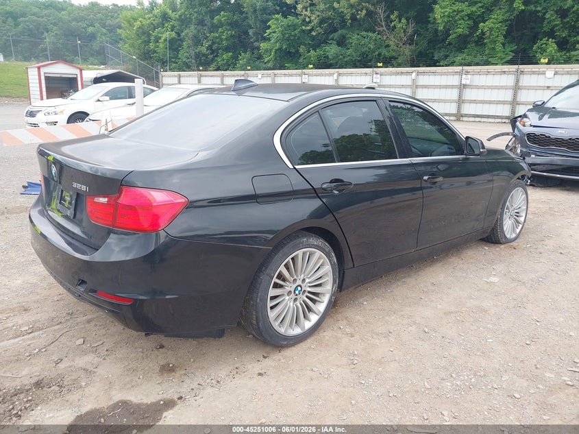 2012 BMW 3er VIN WBA3A5C54CF257241 IAAI salvage auction — FRONT END, Salvage (Georgia), sold $825 on 2026-07-08 (photo 4)
