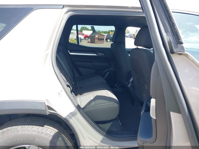 2026 Gmc Terrain VIN 3GKALUEG8TL286605 IAAI salvage auction — FRONT END, Salvage (Oregon), sold $8,400 on 2026-07-30 (photo 8)